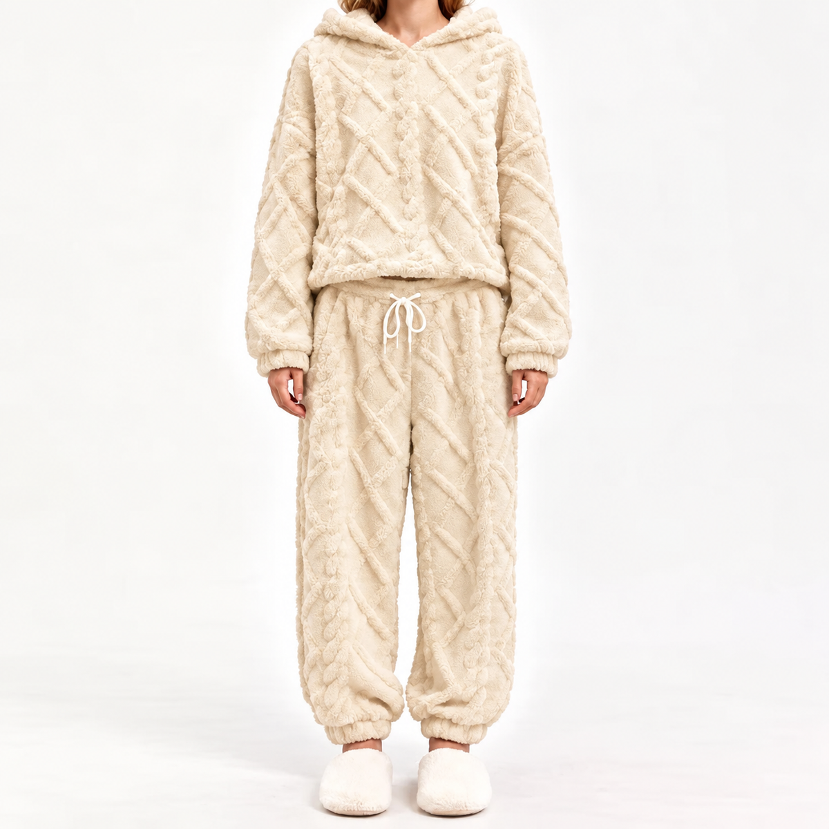 Embossed Geometric Plush Set – Cosy, Stylish & Effortlessly Comfortable